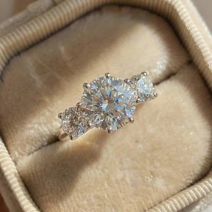 925 Sterling Silver Simple Elegant Woman Wedding Rings with Brilliant Cubic Zirconia Stone Engagement Rings Eternity Jewelry