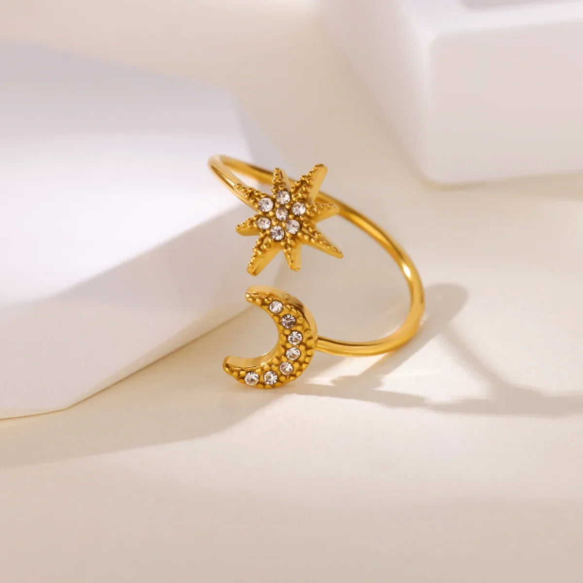 Vintage Ancient Greek Arethusa Goddess Coin Rings For Women Imitation Pearl Zircon Moon Stainless Steel Ring Fashion Jewelry