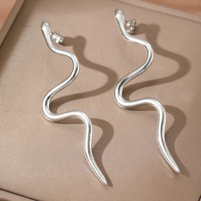 Stainless Steel Earrings Europe And The United States Design Snake Stud Fine Earrings For Women Jewelry Trending Products New in