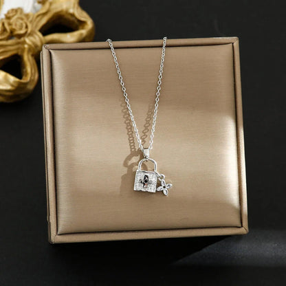 Fashionable collarbone chain, non-fading accessories, titanium steel women's necklace, set with diamonds