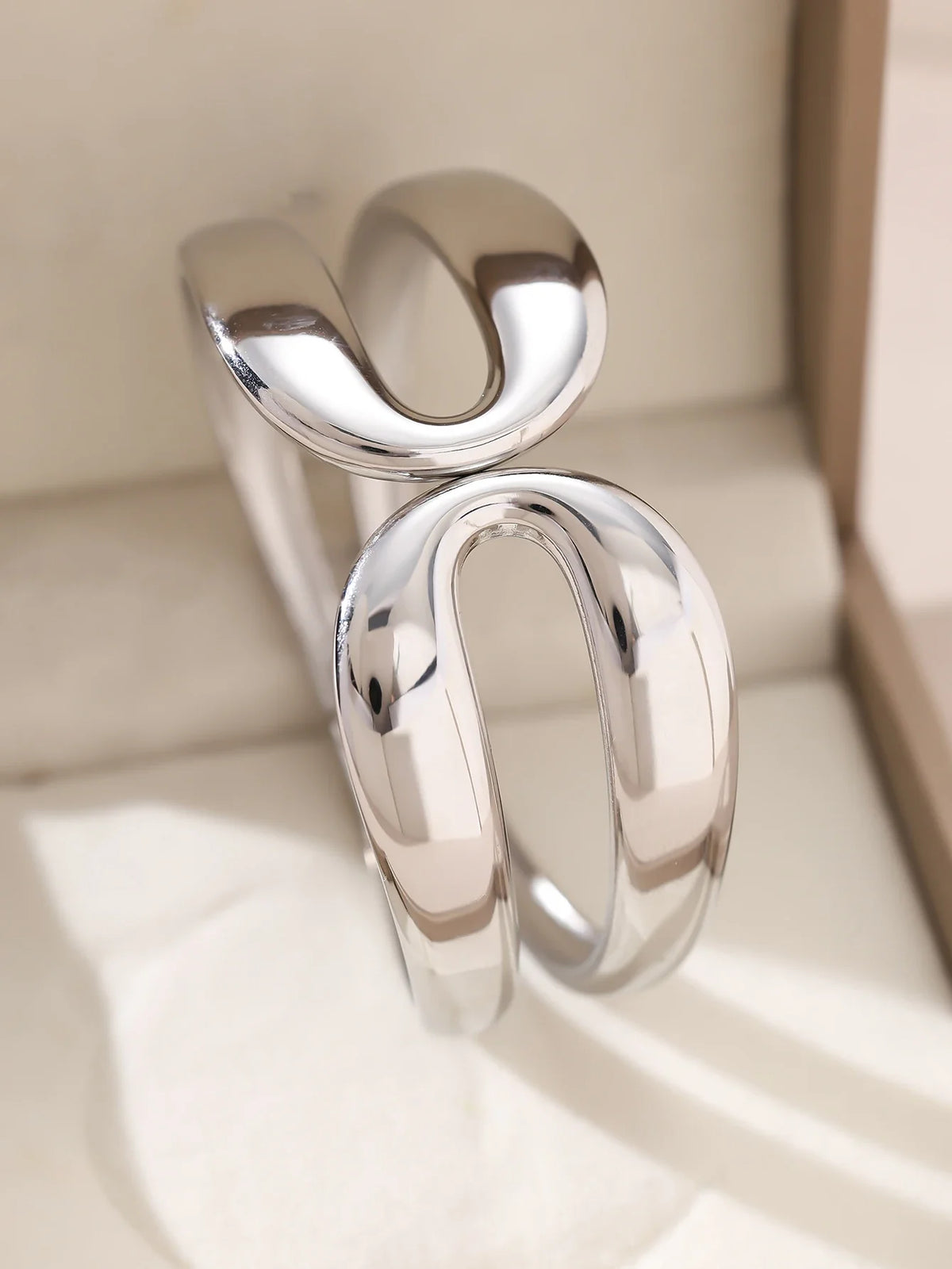 1pieces/set women's wedding jewelry party holiday Valentine's Day gift stainless steel bracelet plated with 18K gold bracelet