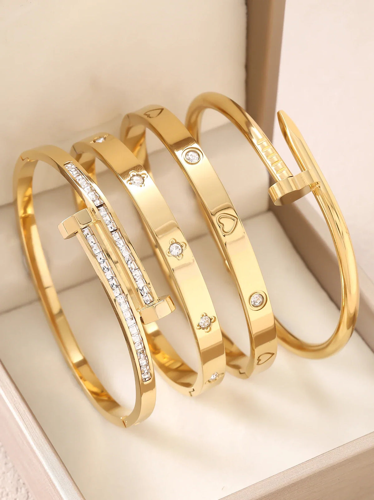 1pieces/set women's wedding jewelry party holiday Valentine's Day gift stainless steel bracelet plated with 18K gold bracelet