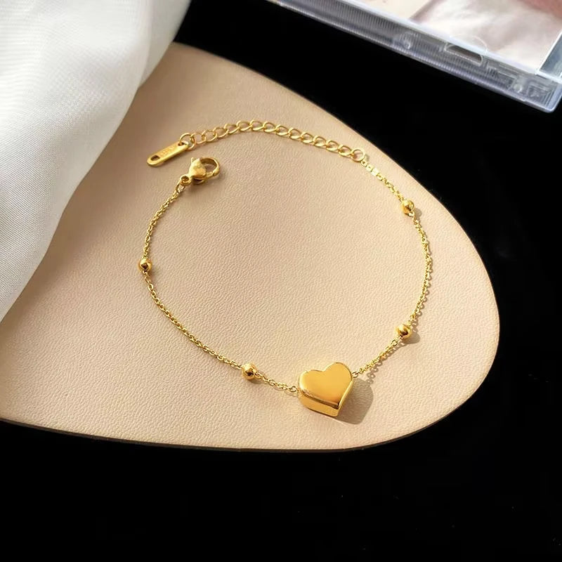 Stainless Steel Simple Fashion Heart Clavicle Chain Necklace For Women Elegant Romantic Choker Pendant Necklaces Jewelr