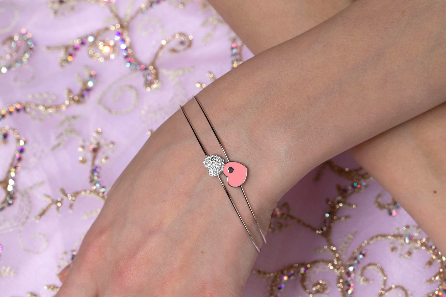 Heart Pave Bangle Bracelet in 14k White Gold with CZ Pave