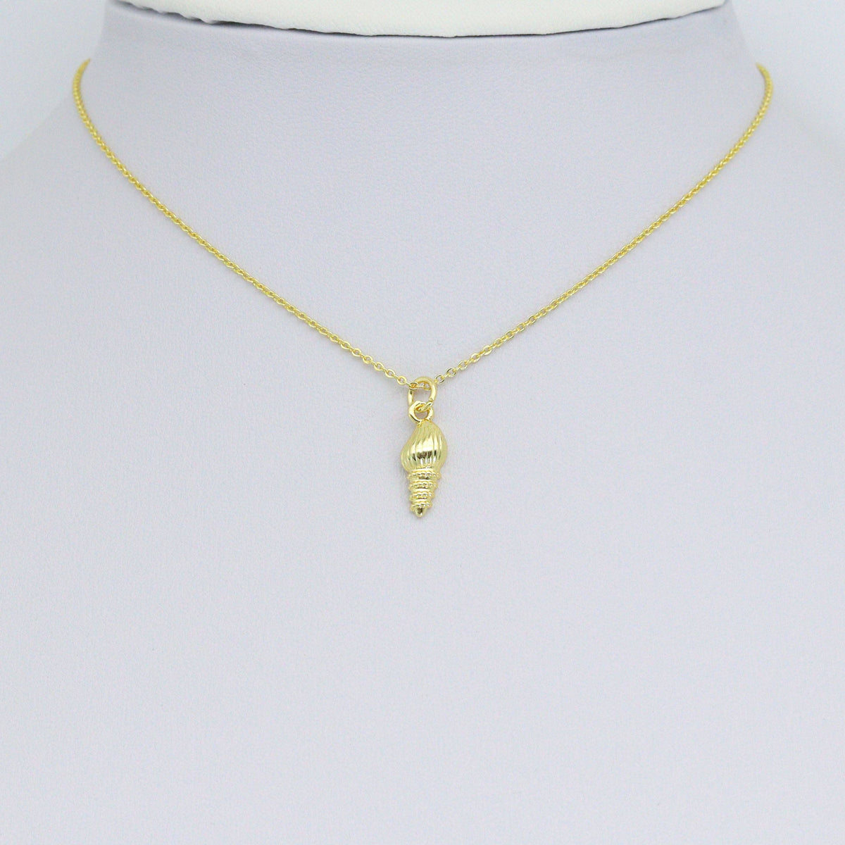 Plain Gold Sea Snail Shell Charm Pendant, Sku#LD686