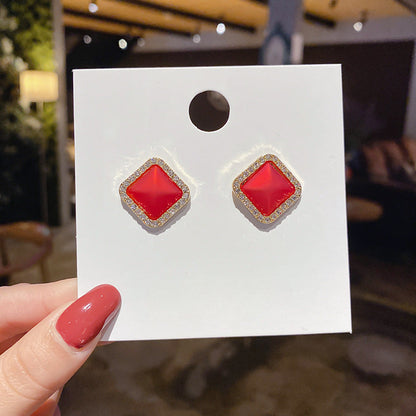 Geometric Square Pearls Stud Earrings