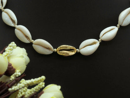 Cowrie Shell Necklace, Pull Tie Style Shell Necklace, V42C