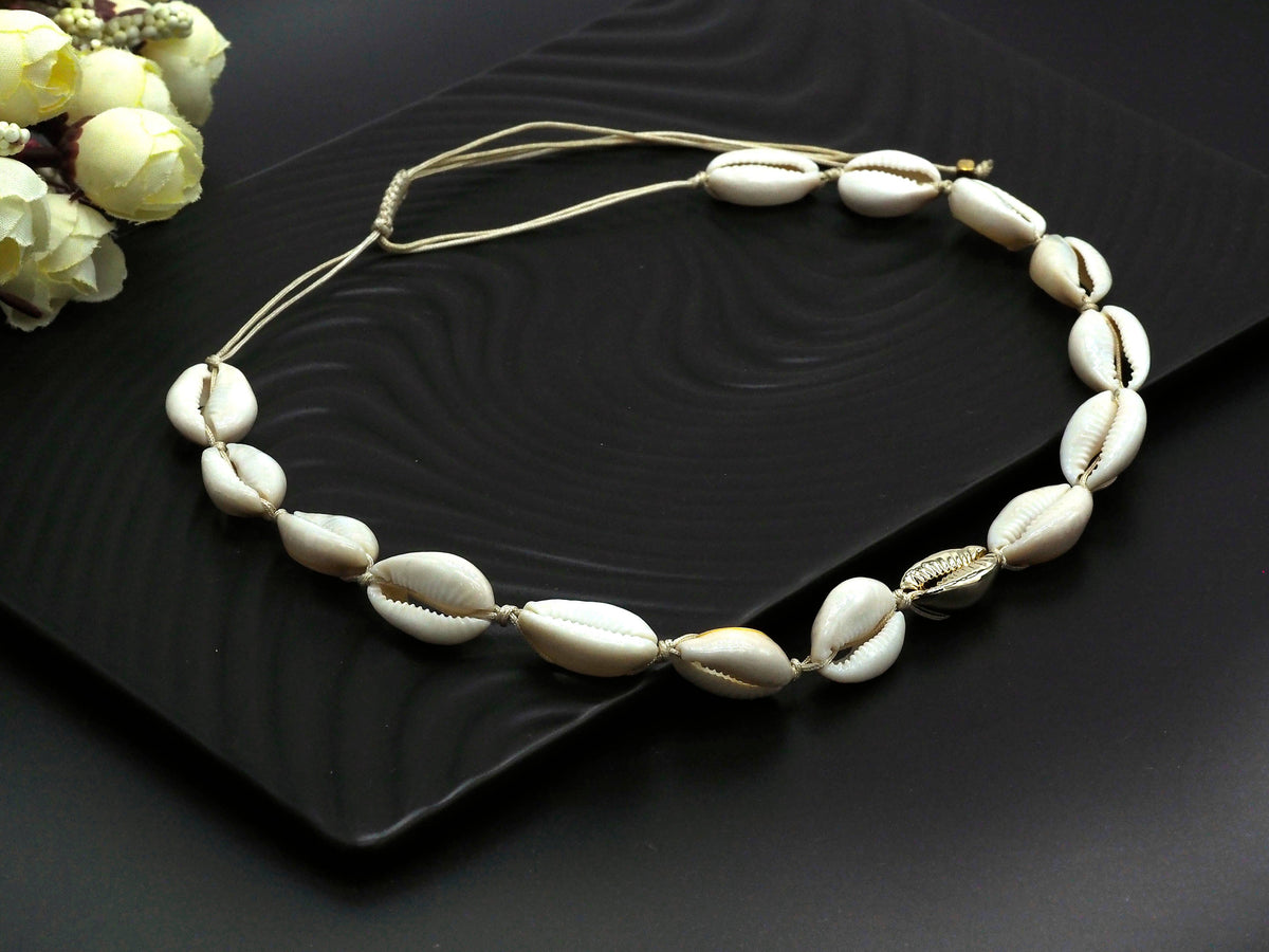 Cowrie Shell Necklace, Pull Tie Style Shell Necklace, V42C