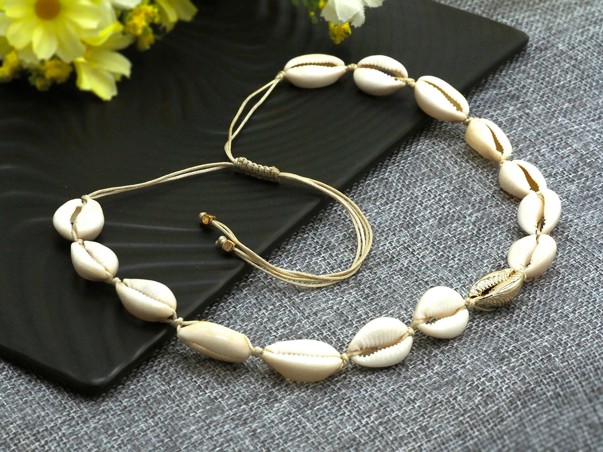Cowrie Shell Necklace, Pull Tie Style Shell Necklace, V42C