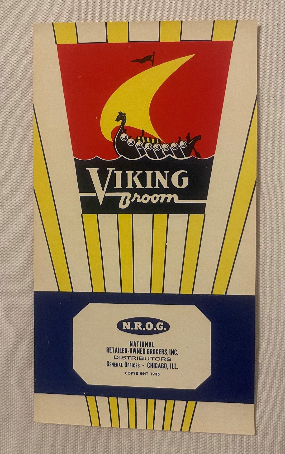 Vintage 1935 Viking Broom Label NOS NROG National Retailer Owned Grocers Chicago Art Deco Nautical Ship Dated Collectible 🧹