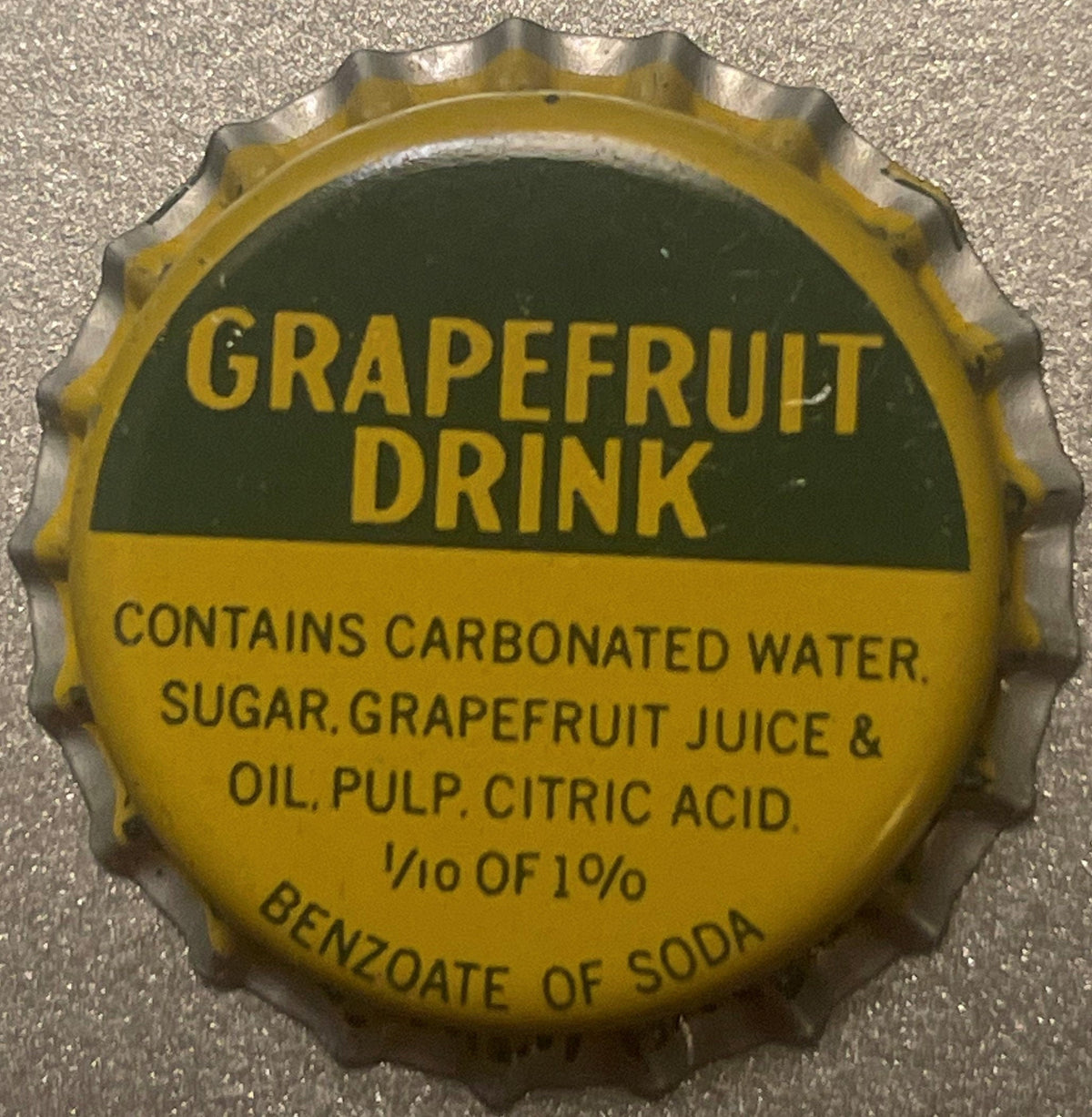 Vintage Grapefruit Drink 🍊 Bottle Cap Seven-Up Bottling Co Hagerstown MD Lithographed Crown Mid-Century Soda