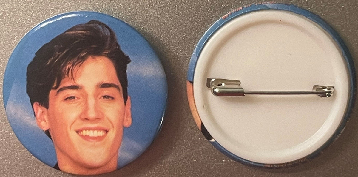 Vintage New Kids on the Block Pin 📌 Jonathan Knight, Boston, MA 1980s NKOTB Blue