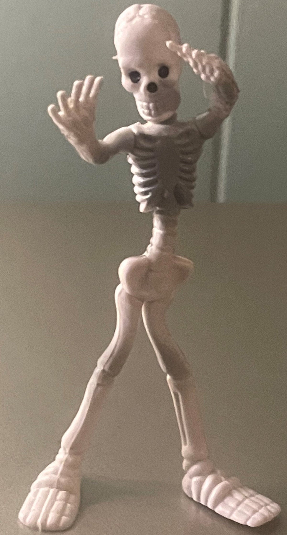 Vintage Bendable Skeleton Figure 🦴 NOS Poseable Halloween Toy, 1980s-1990s Ornament