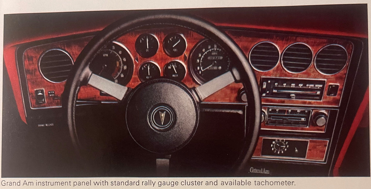 Vintage Pontiac Grand Am Dealer Sales Brochure 🍺 Colonnade Sedan, Pontiac Michigan Muscle Car Advertising, Mid-Century Auto Showroom Literatu