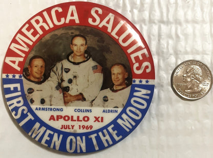 Vintage Apollo 11 Pinback Button "First Men on the Moon" Armstrong Collins Aldrin NASA Space Commemorative NOS 📌