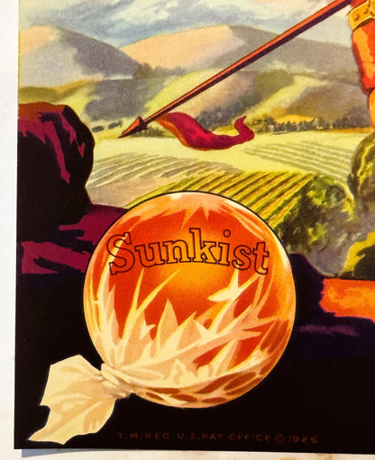 Vintage 1940s Royal Knight Sunkist Citrus Crate Label 🍊 — Redlands Co-operative Fruit Association, Redlands CA — Knight & Castle