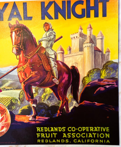 Vintage 1940s Royal Knight Sunkist Citrus Crate Label 🍊 — Redlands Co-operative Fruit Association, Redlands CA — Knight & Castle