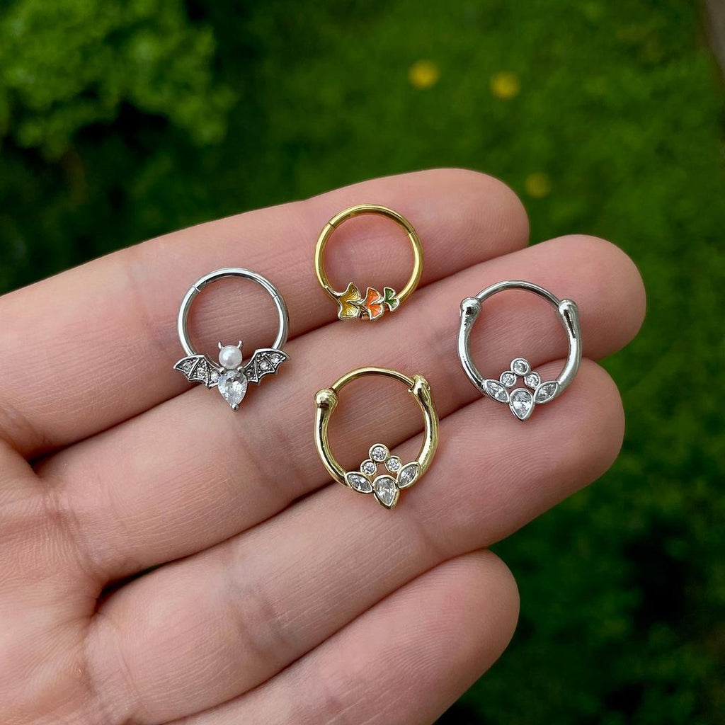 16G 3/8 Autumn Leaves Fall Hinged Segment Ring