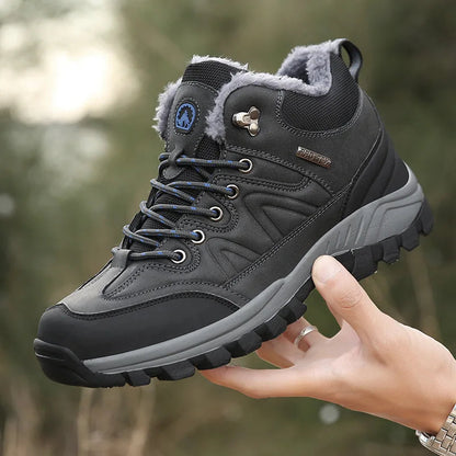 New winter sports shoes for men, outdoor shoes with plush insulation, cotton shoes, lightweight hiking shoes, oversized hiking shoes