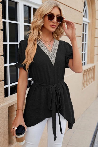 Solid color V-neck lace patchwork loose short sleeved dress