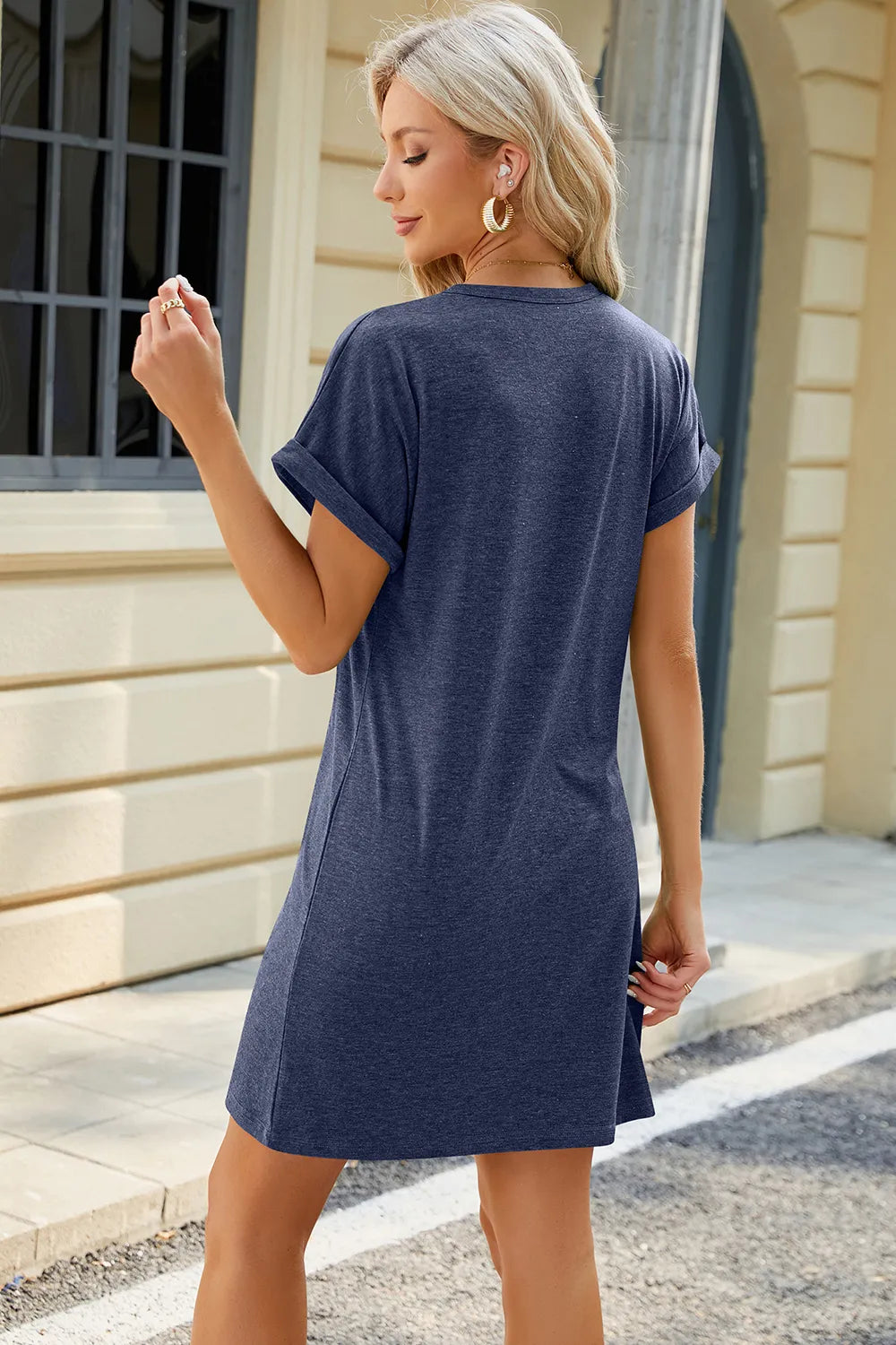 Spring and summer new round neck solid color short sleeved loose dress for women