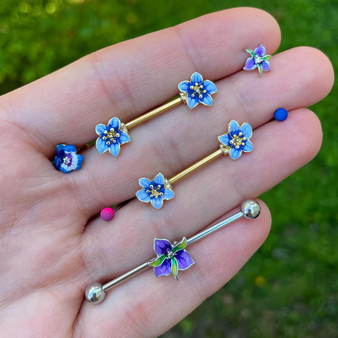 16G 1/4 Clear CZ Gem Gold Tone Blue Flower Cartilage Tragus