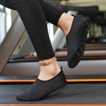 Unisex Aqua Shoes | Quick-Dry Barefoot Water Sports Footwear for Beach, Swim, Yoga, and Gym