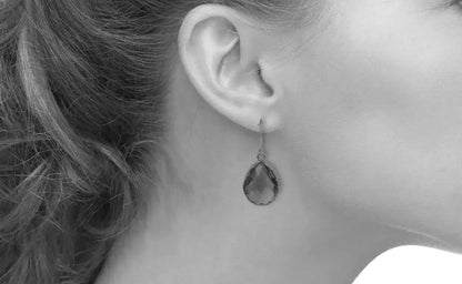 Petite Rose Quartz Drop Earrings - 22K Gold Plated Sterling Silver | Femstylo